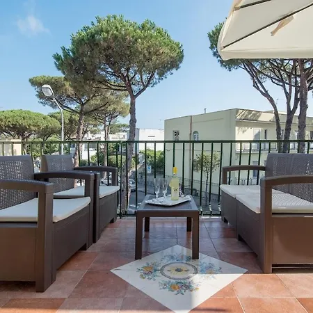 Casa Di Claudio, Spazioso Con 3 E Terrazza Panoramica Nel Centro Di Appartamento