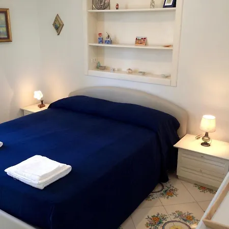 Casa Di Claudio, Spazioso Con 3 E Terrazza Panoramica Nel Centro Di Ischia