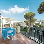 Apartment Casa Di Claudio, Spazioso Con 3 E Terrazza Panoramica Nel Centro Di