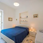 Casa Di Claudio, Spazioso Con 3 E Terrazza Panoramica Nel Centro Di Apartment Ischia