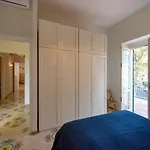 Apartment Casa Di Claudio, Spazioso Con 3 E Terrazza Panoramica Nel Centro Di