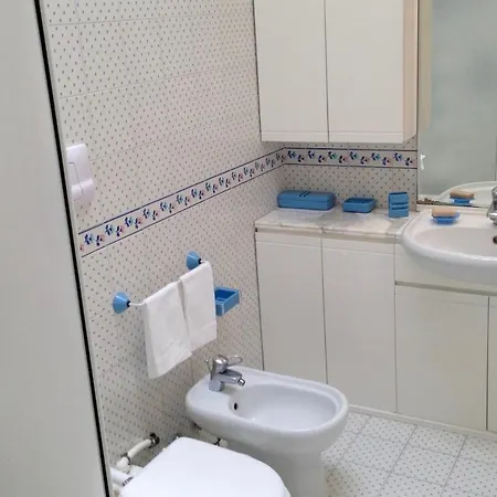 아파트 Casa Di Claudio, Spazioso Con 3 E Terrazza Panoramica Nel Centro Di *