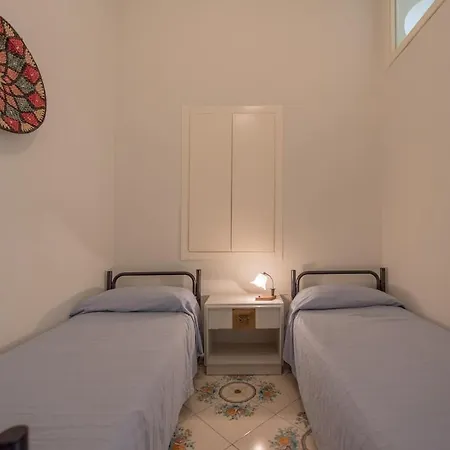 Casa Di Claudio, Spazioso Con 3 E Terrazza Panoramica Nel Centro Di