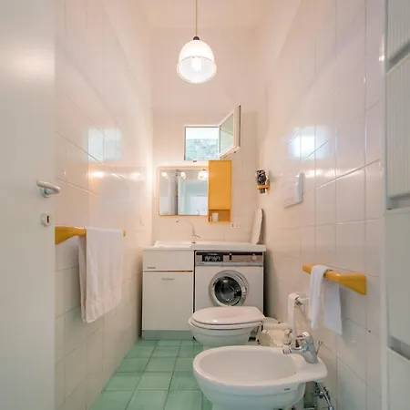 Casa Di Claudio, Spazioso Con 3 E Terrazza Panoramica Nel Centro Di