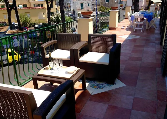 Casa Di Claudio, Spazioso Con 3 E Terrazza Panoramica Nel Centro Di Apartament *