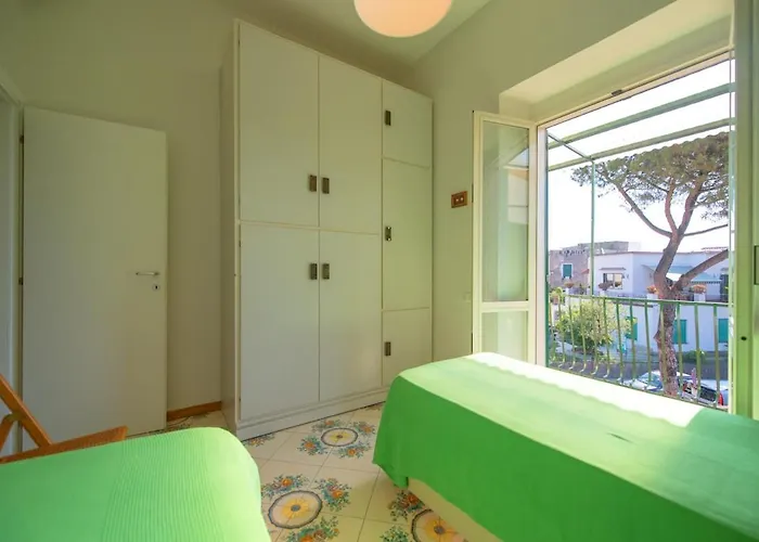 Apartament Casa Di Claudio, Spazioso Con 3 E Terrazza Panoramica Nel Centro Di Ischia