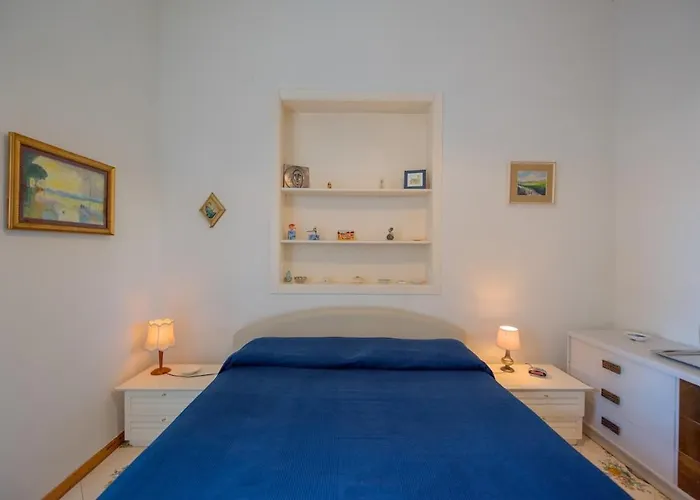 Casa Di Claudio, Spazioso Con 3 E Terrazza Panoramica Nel Centro Di * Ischia